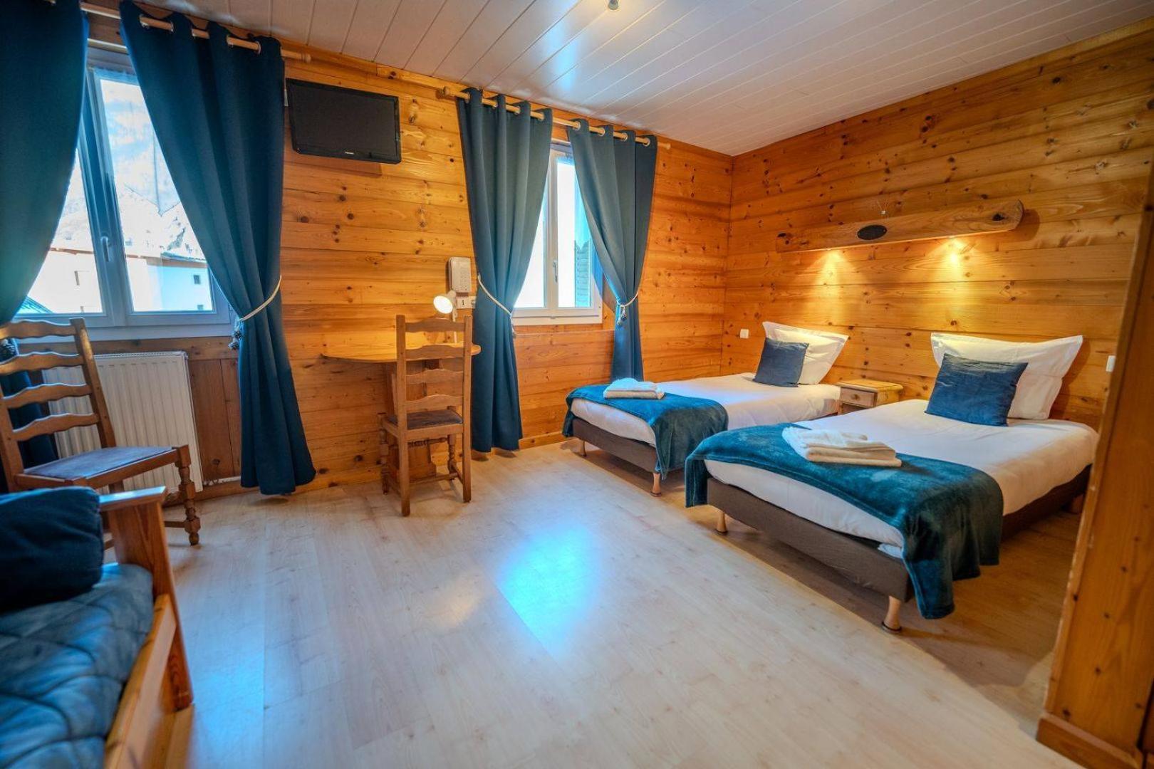 Hotel Du Centre Валуар Экстерьер фото