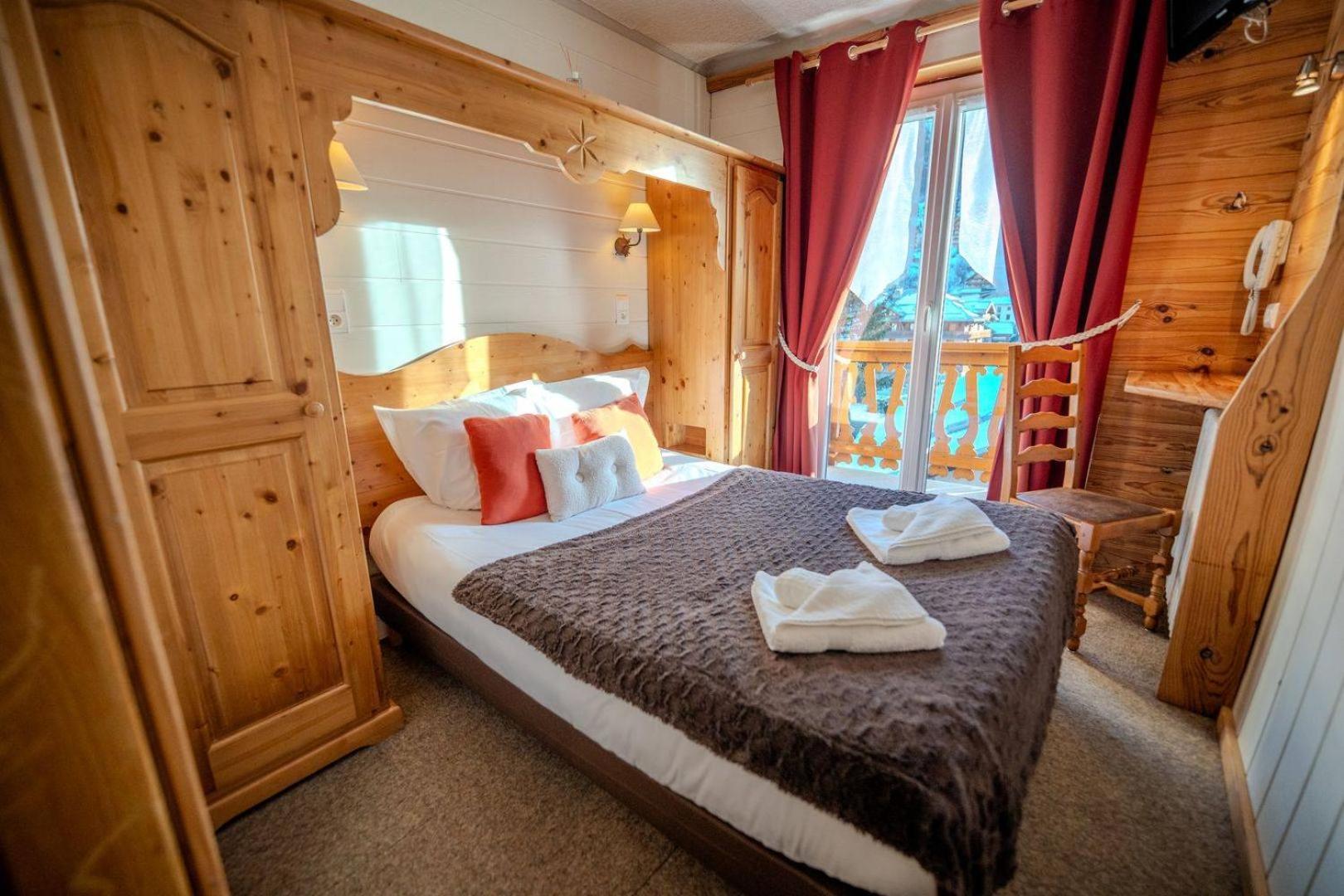 Hotel Du Centre Валуар Экстерьер фото